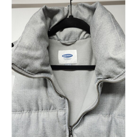 Old Navy Gray Puffer Vest Size Small Insulated - Picture 8 of 16